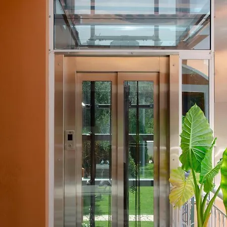 Ano Apartment 4*