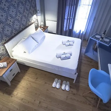 Apartment Ano 4*
